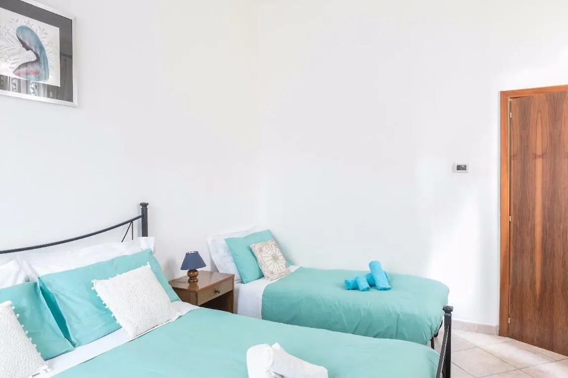 Casa Vacanza Lyudmyla Местре 0*,  Италия